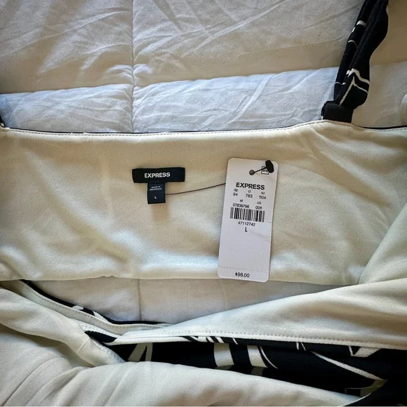 Express NWT Off White and Black Cutout Dress, Large - Picture 2 of 8